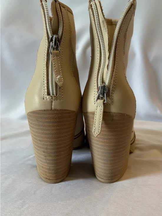 Dolce Vita Taupe Pointed Toe Ankle Booties - Picture 6 of 7